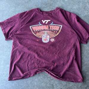 Vintage Nike 2008 Virginia Tech Hokies Football FedEx Orange Bowl T-Shirt